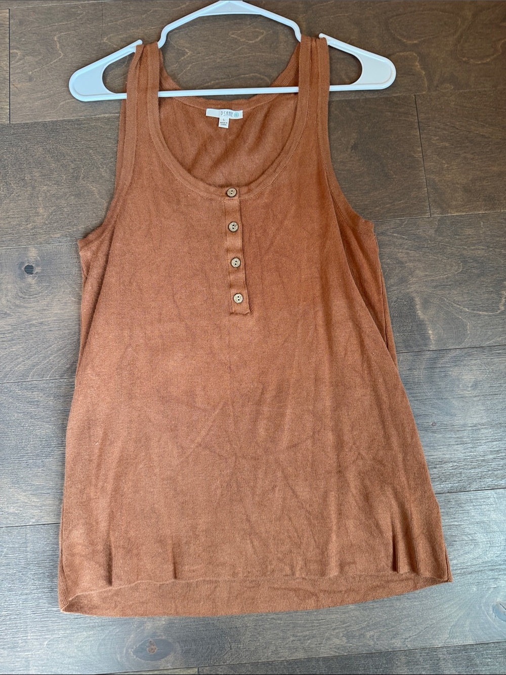 Sleeveless Henley Tank Top - Rust Brown